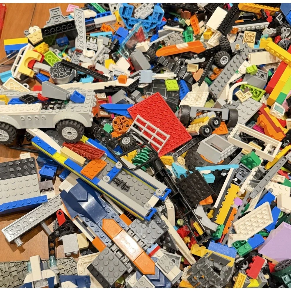 LEGO Bulk Lot 9.4 Lbs Minifigures Star Wars Mandalorian Ahsoka Ninjago